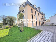 Appartement à DONVILLE-LES-BAINS