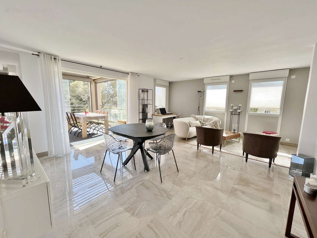 Appartement à SAINT-RAPHAEL