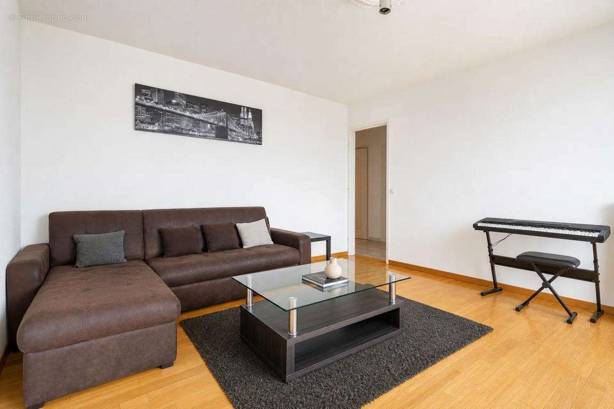 Appartement à PIERREFITTE-SUR-SEINE