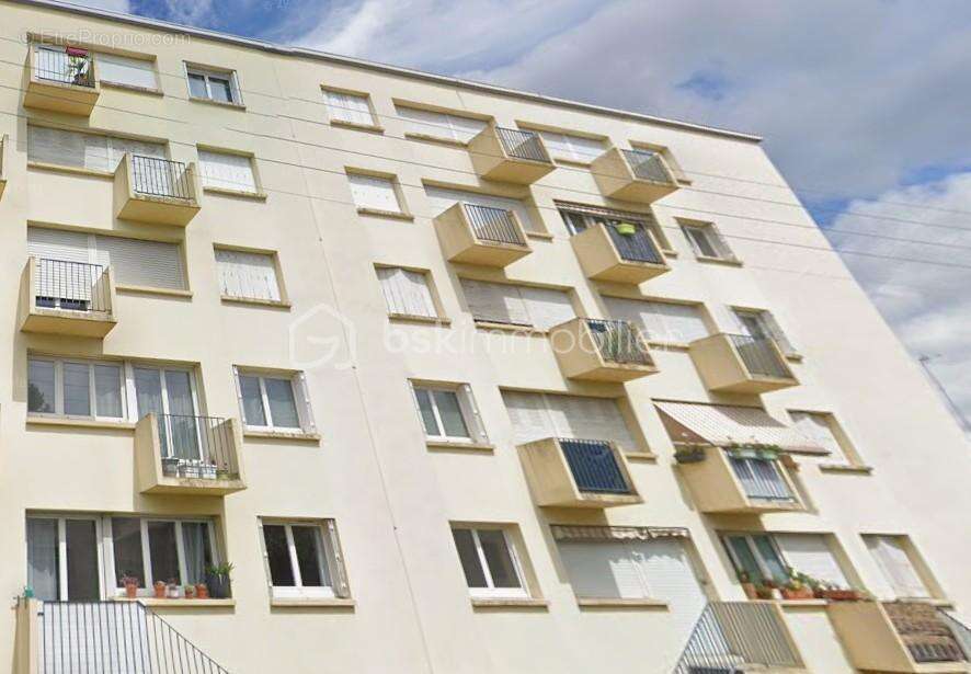 Appartement à BILLERE