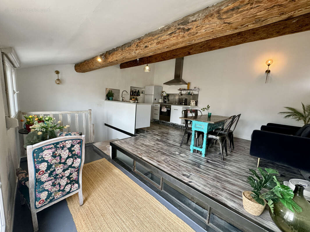 Appartement à NIMES