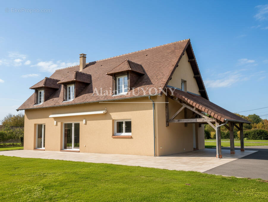 Maison à PONT-L'EVEQUE