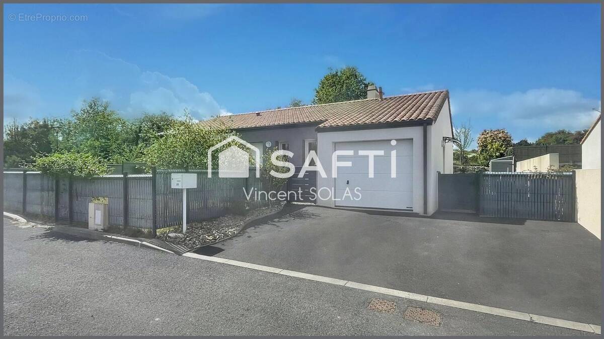 Photo 1 - Maison à BEAULIEU-SOUS-LA-ROCHE