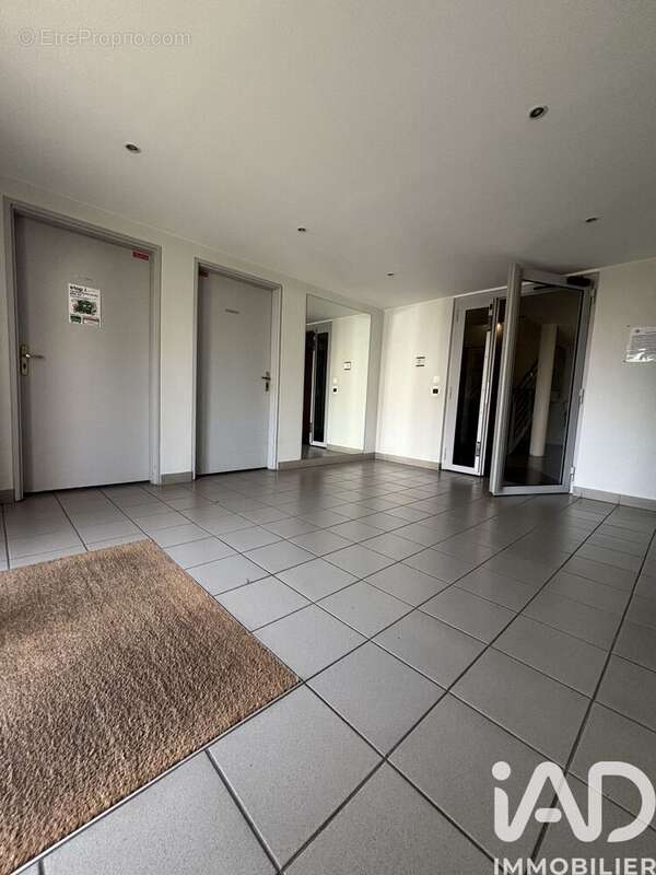 Photo 8 - Appartement à SENS