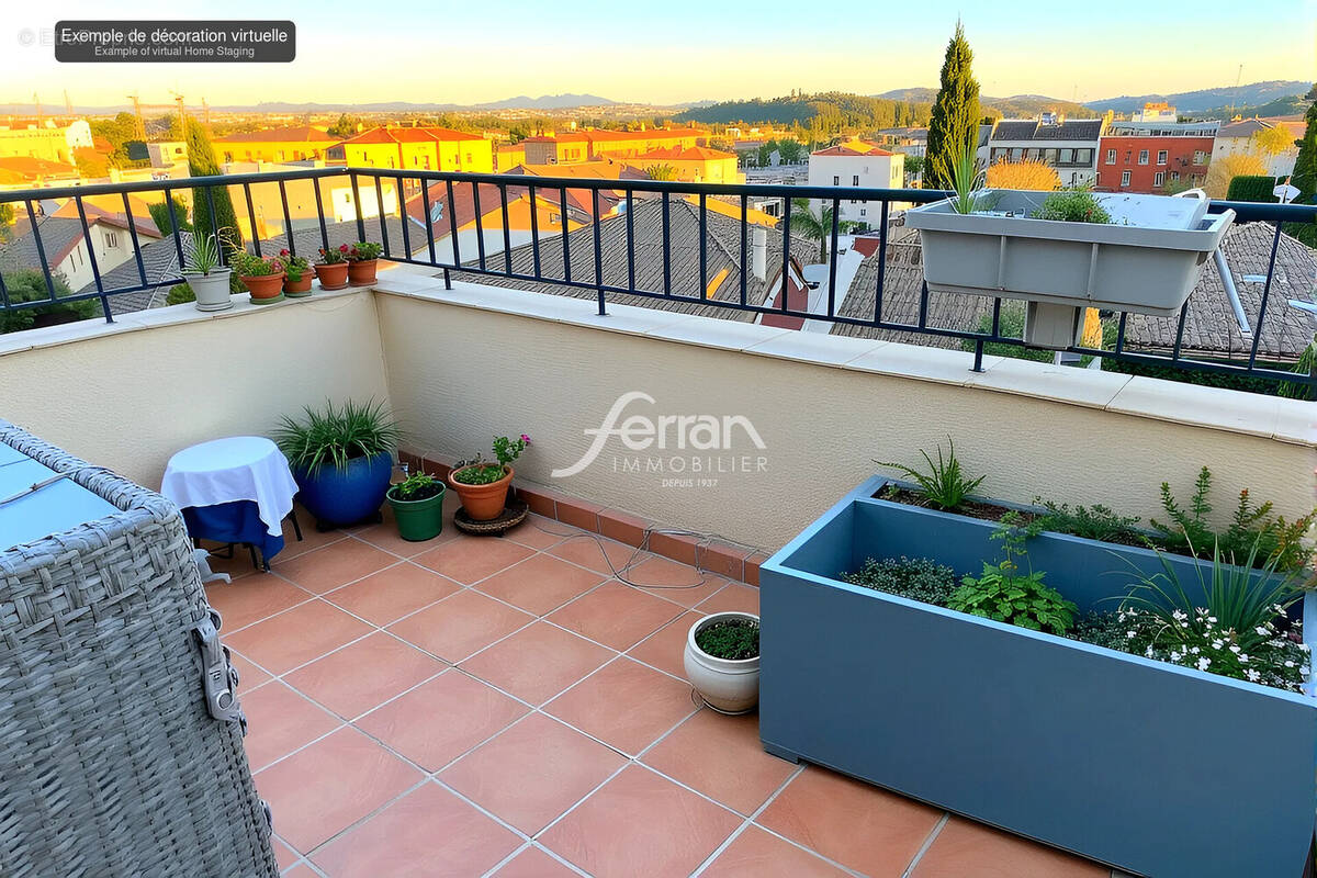 Appartement à LORGUES