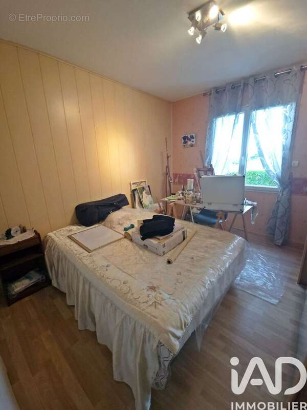 Maison 96 m² à Montournais  - photo 7