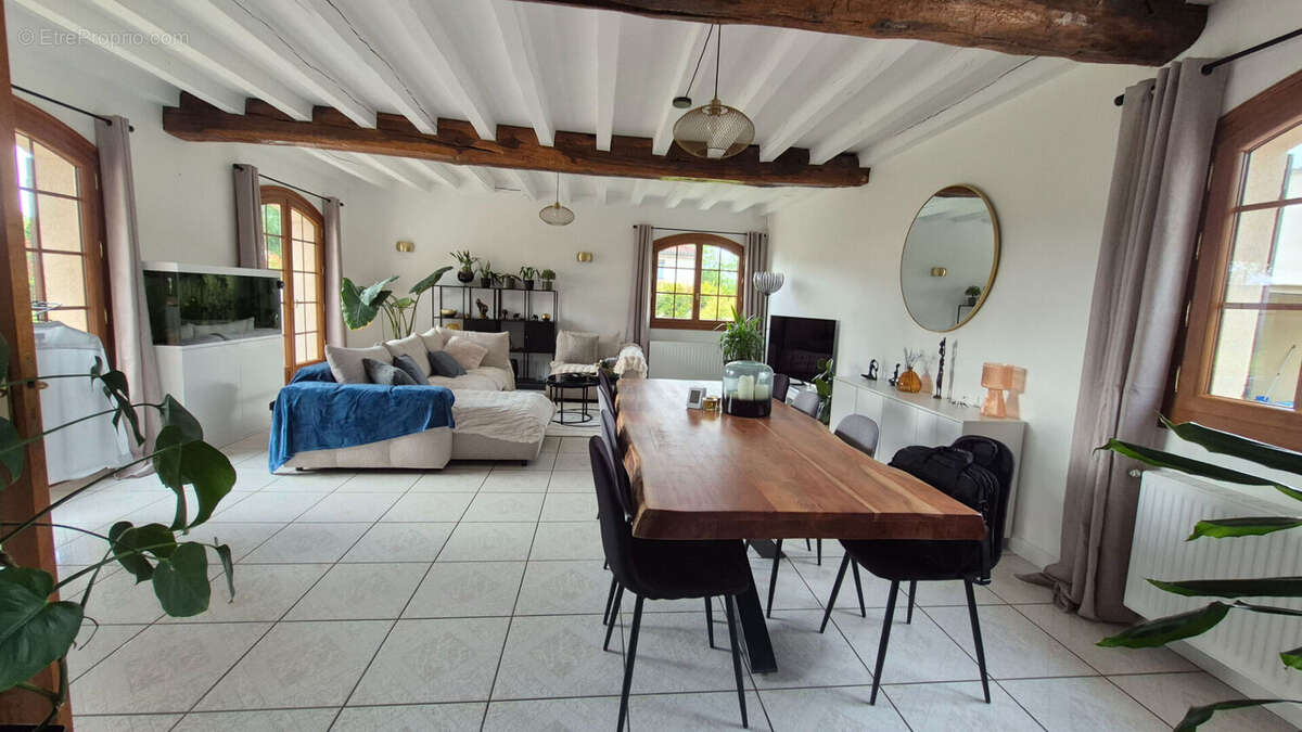 Maison  5 pièce(s) 139 m2 - photo 3