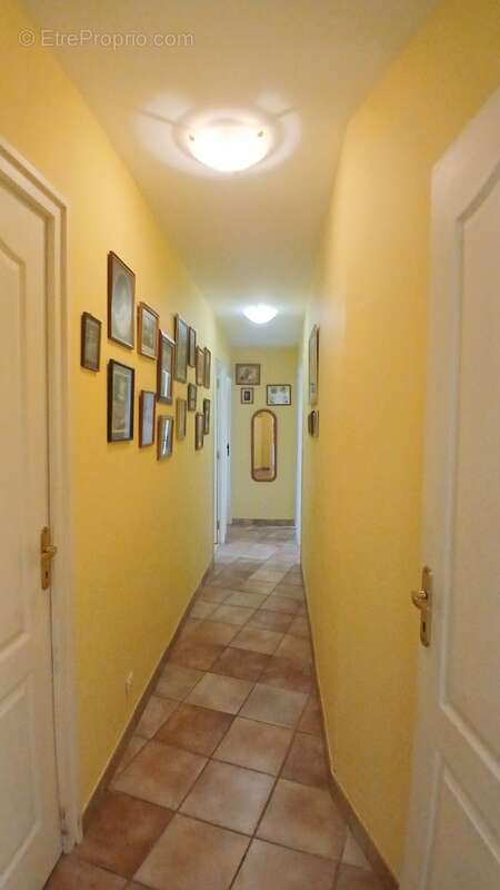 Agréable villa avec 4 chambres et chalet indépendant. - photo 16