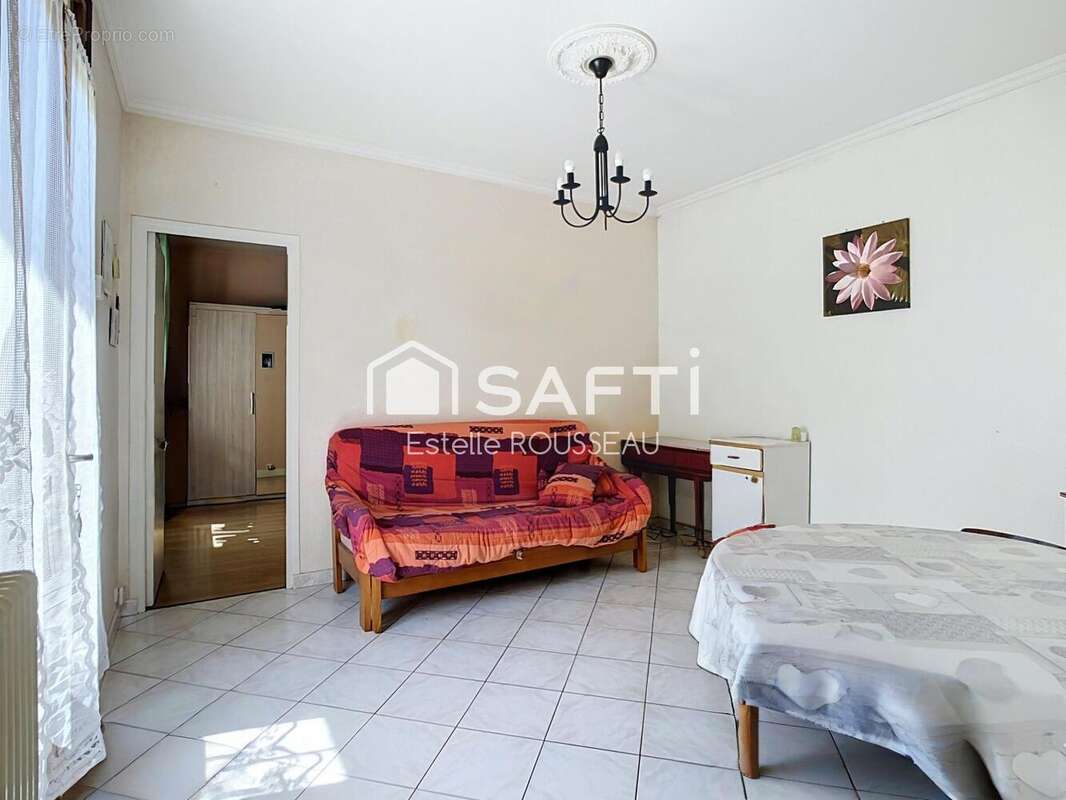 Photo 2 - Maison à SAINT-MAUR-DES-FOSSES