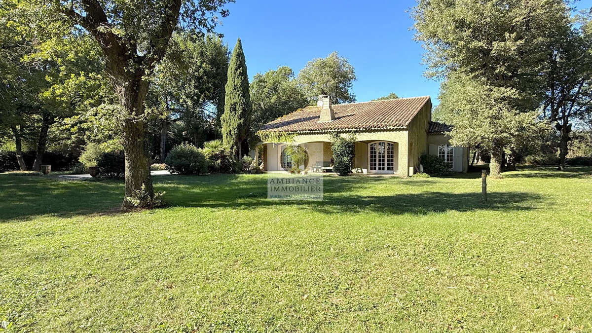 Maison en campagne dans un cadre verdoyant - photo 30