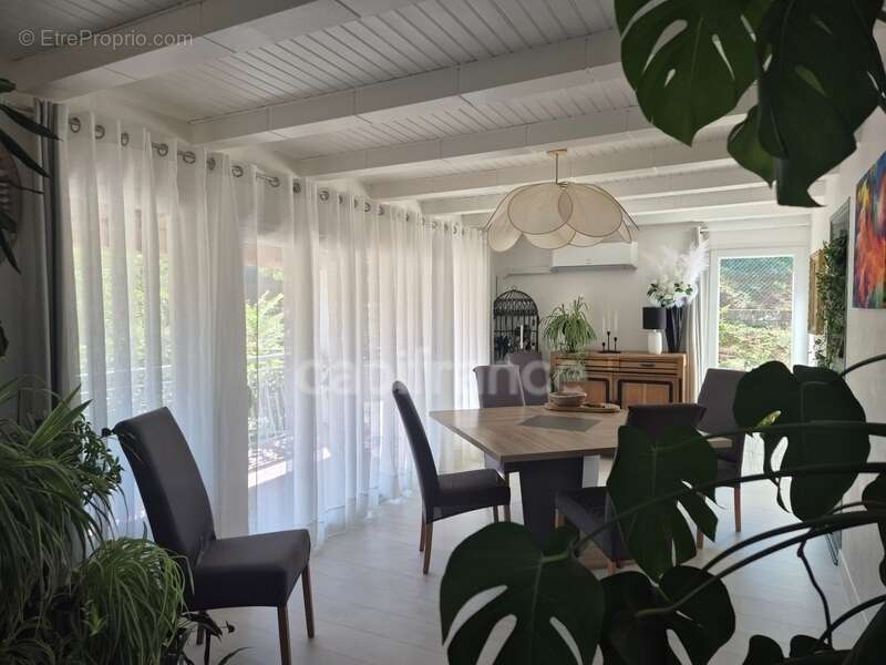 Maison à SAINT-AMBROIX