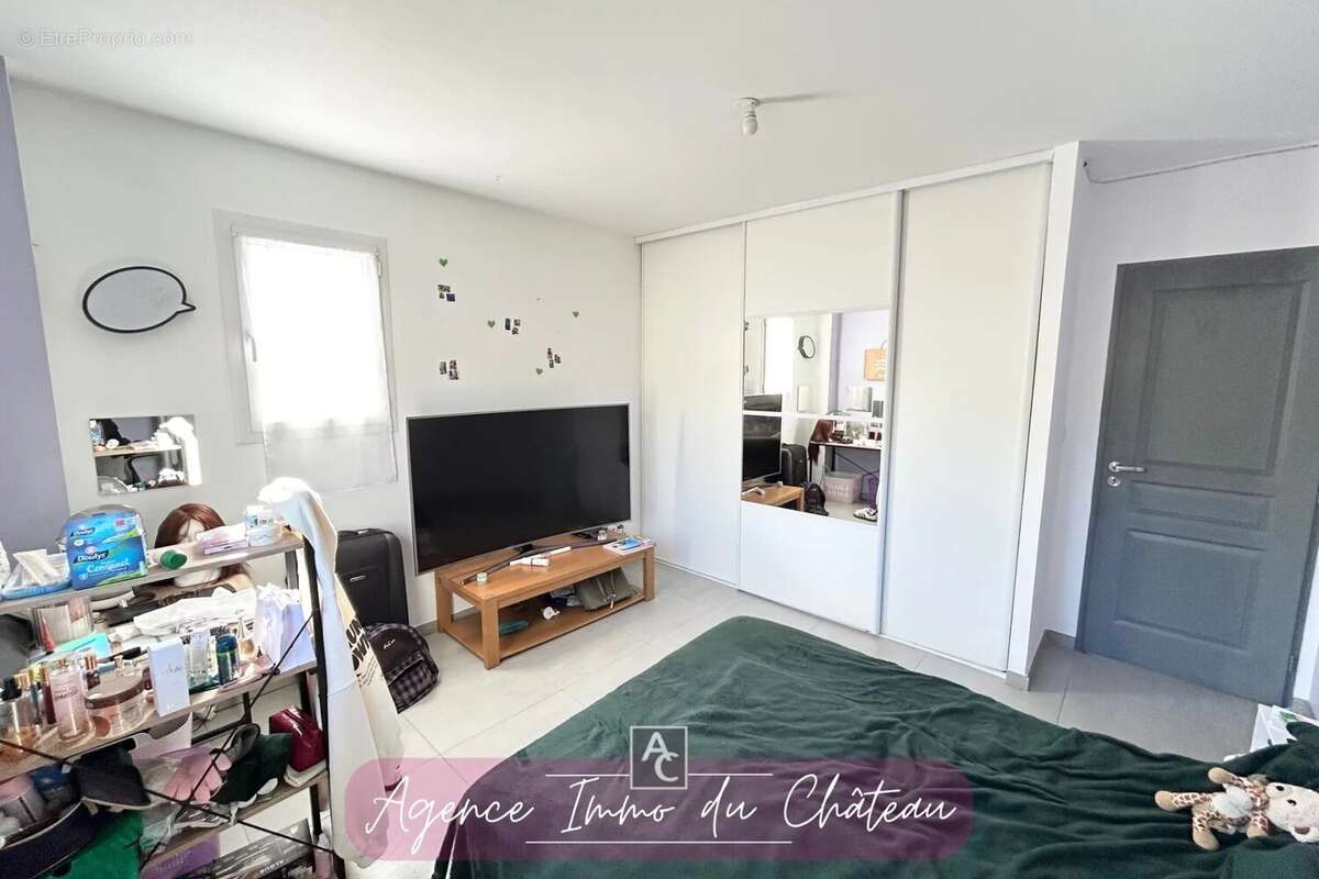 Maison à FLASSANS-SUR-ISSOLE