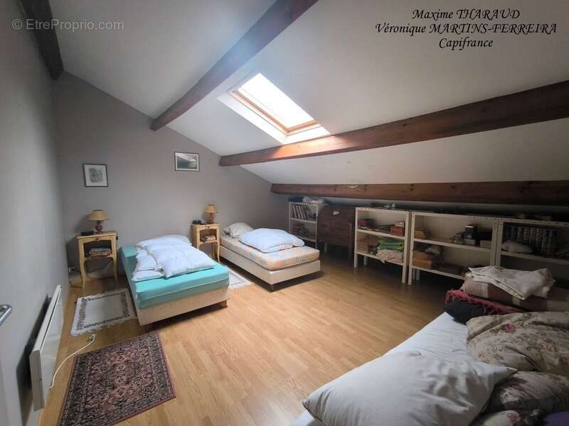 Maison à DUN-LE-POELIER