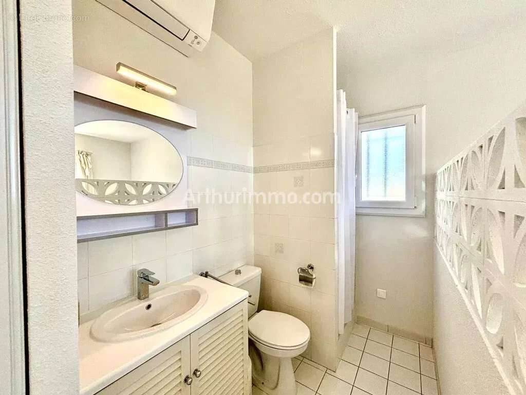 Maison à LES ISSAMBRES