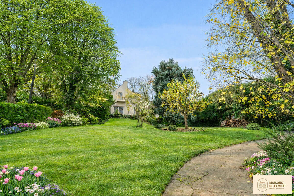 Maison à RUEIL-MALMAISON