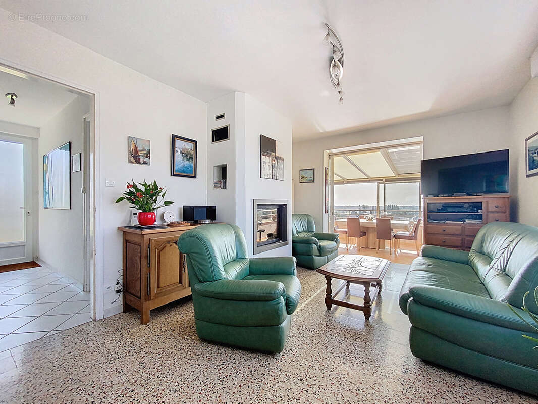 Maison à SAINT-GEORGES-DE-LA-RIVIERE