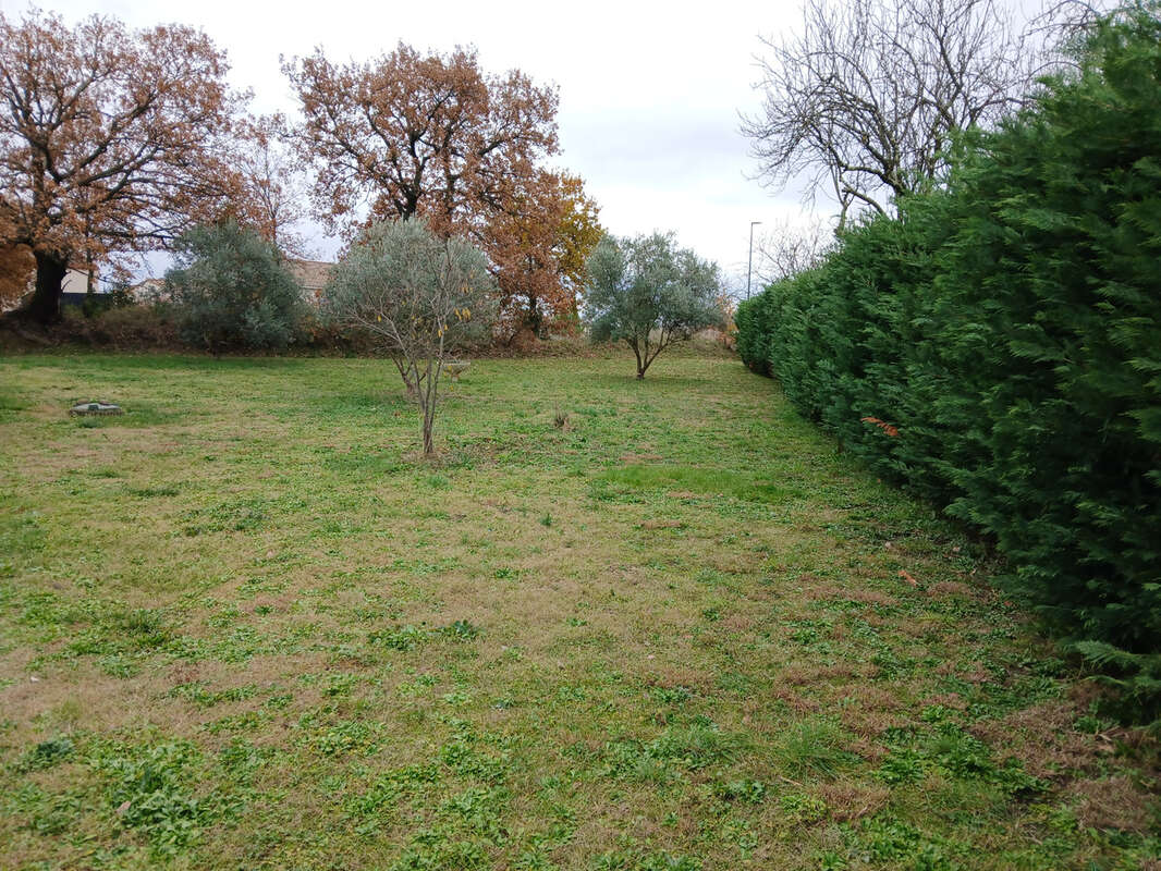 Terrain à SAINT-CHRISTOL-LES-ALES