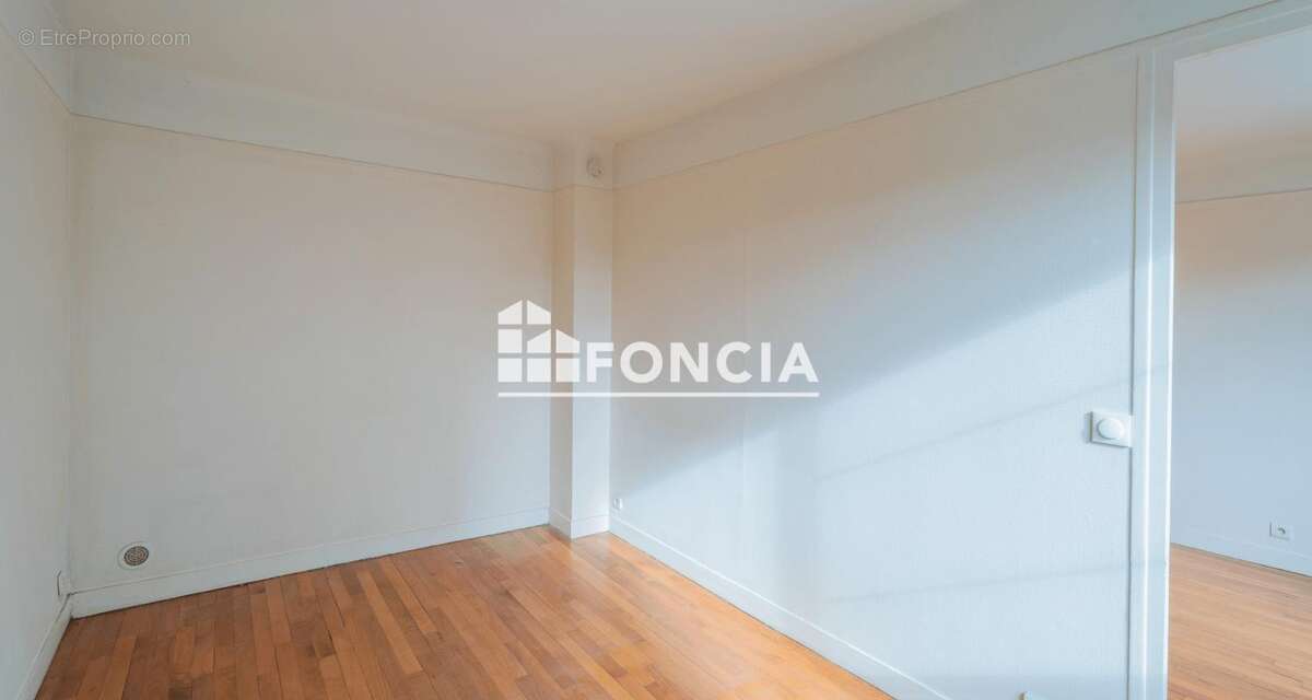 Appartement à RUEIL-MALMAISON