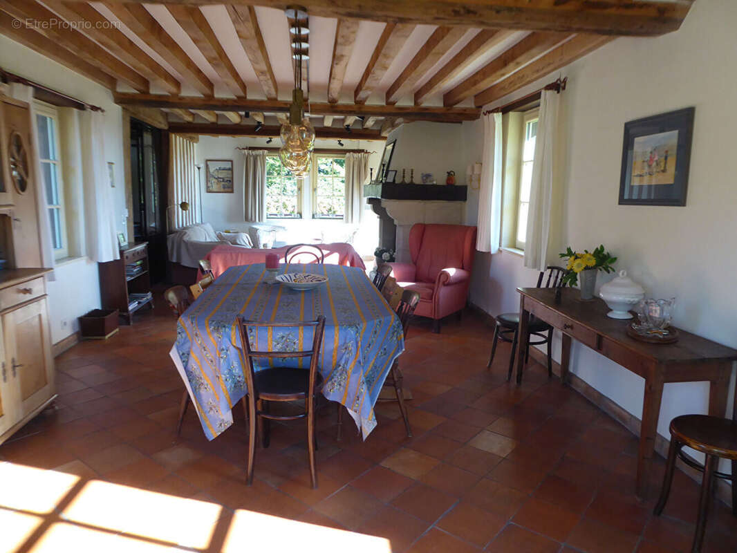 Maison à PONT-L&#039;EVEQUE