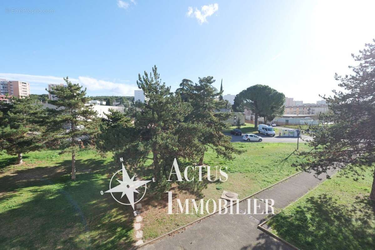 Appartement à SALON-DE-PROVENCE