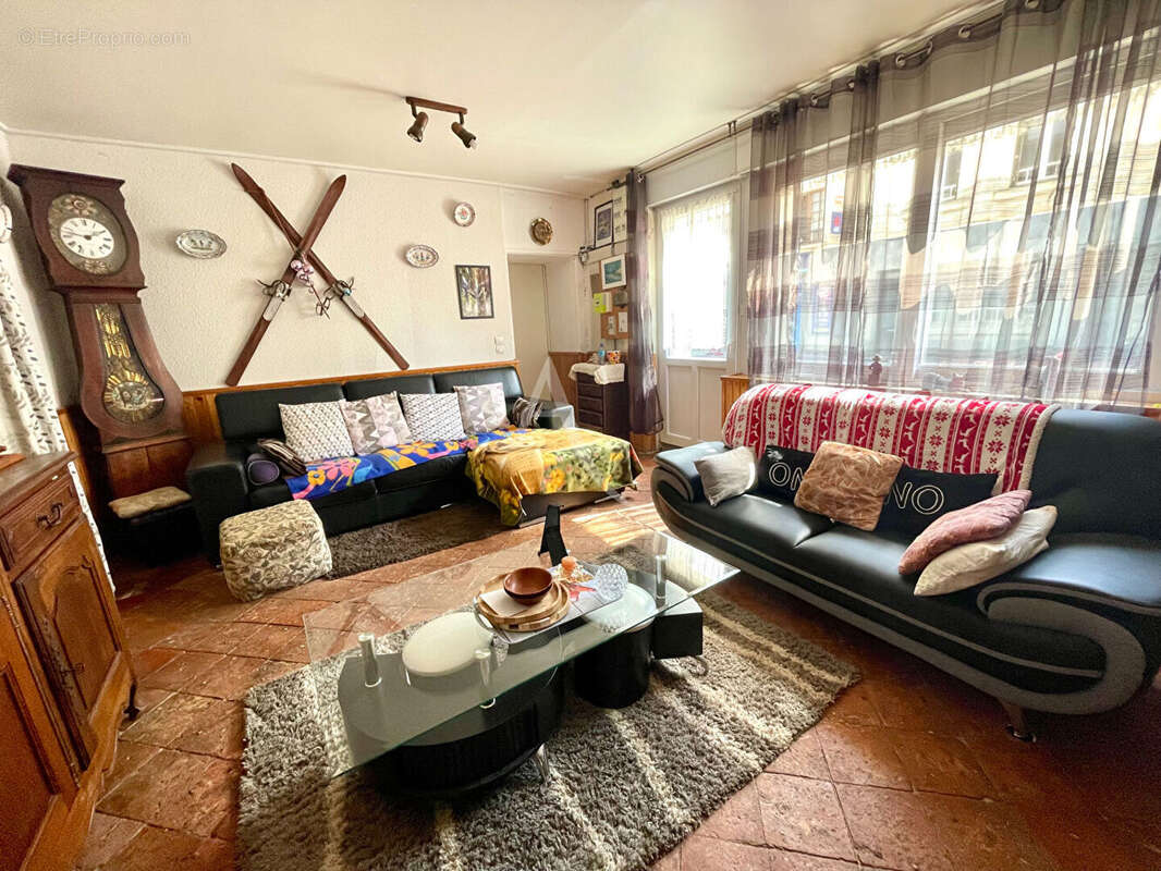 Maison à BRISSAC-QUINCE