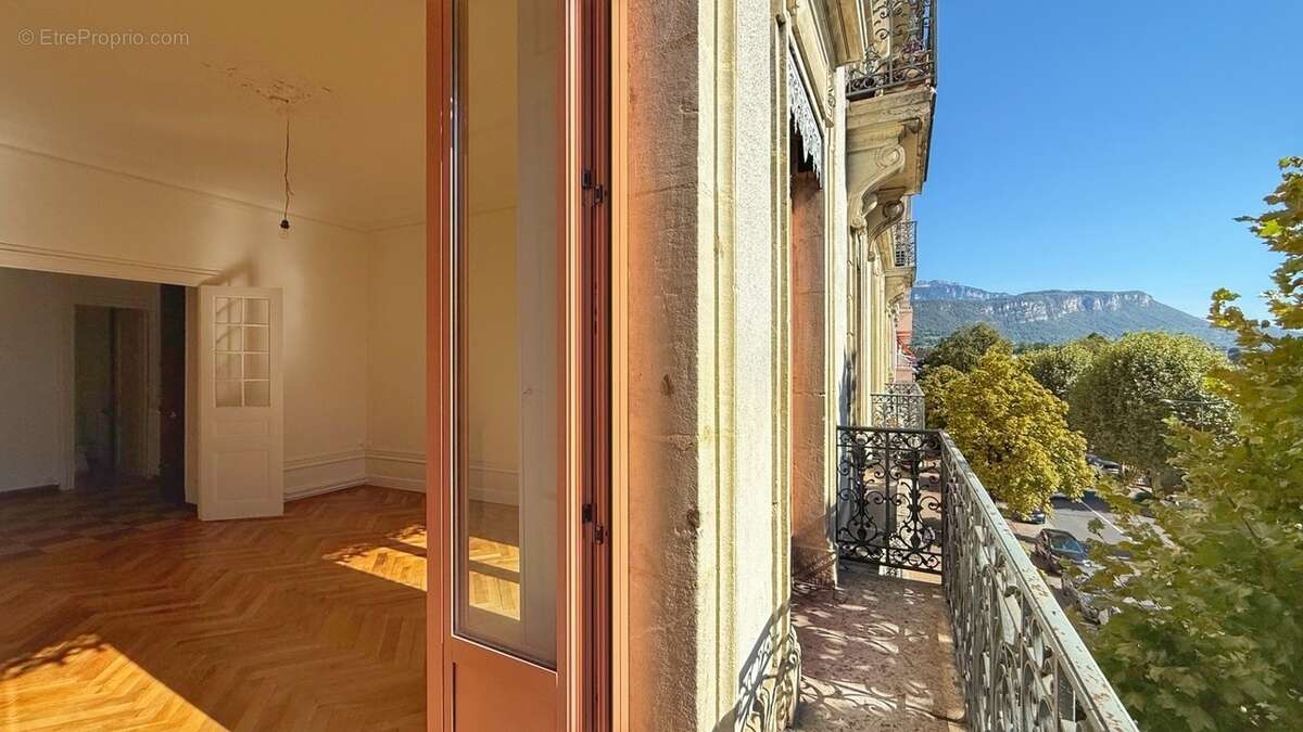 Appartement à VOIRON