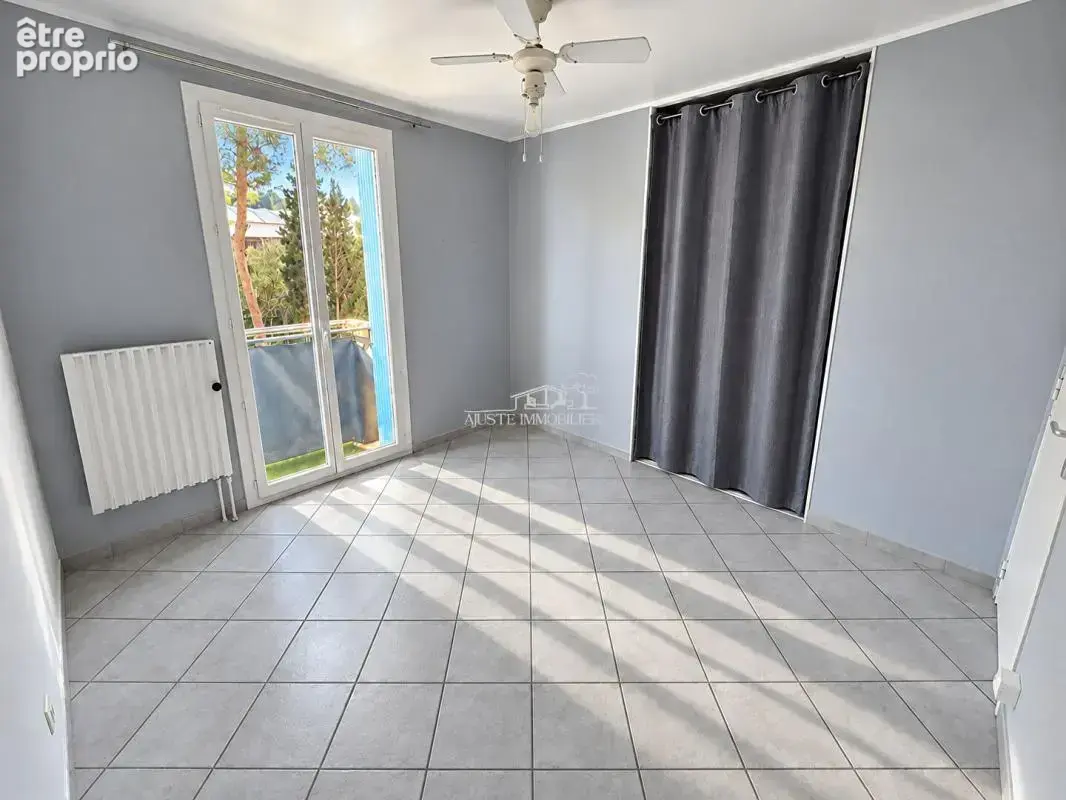 Appartement Vitrolles 4 pièce(s) 83 m2 - photo 8