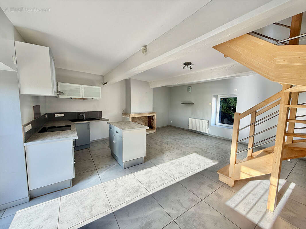 Appartement à SAINT-DIDIER-SUR-CHALARONNE