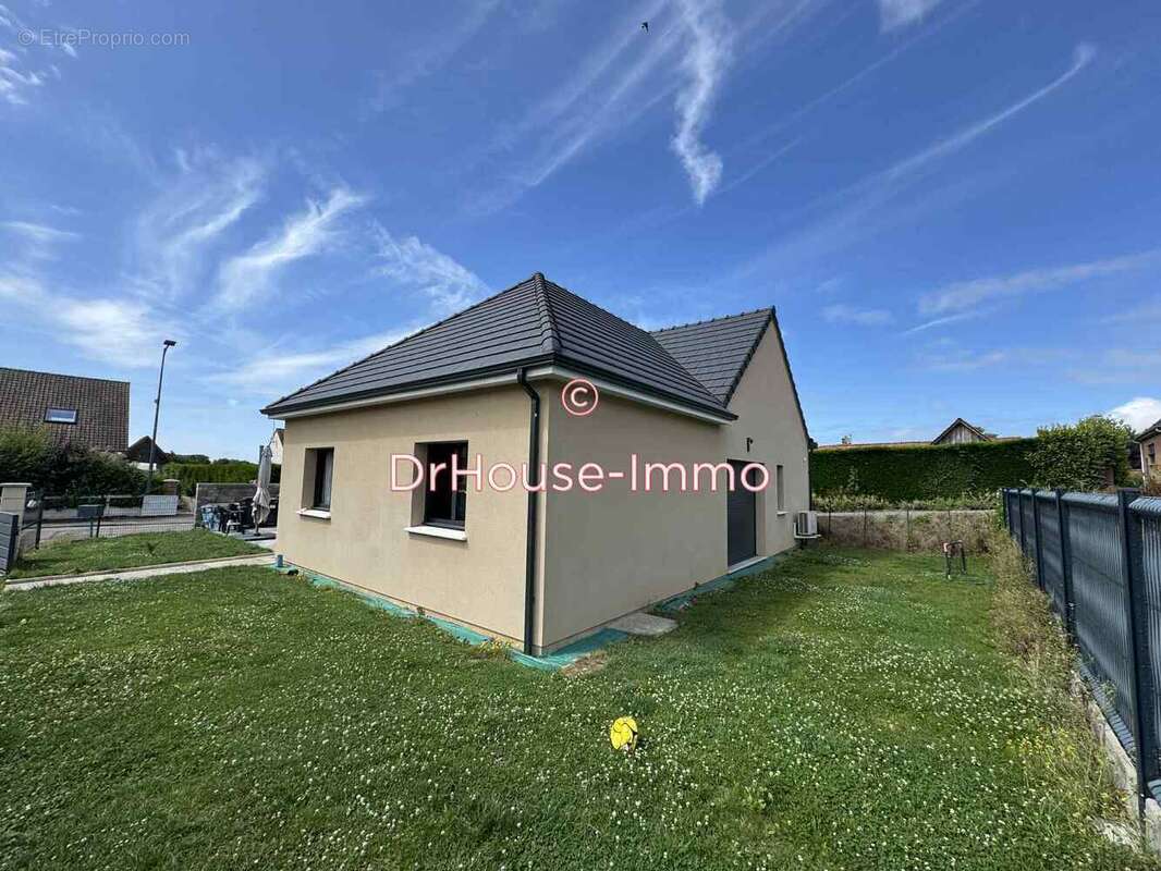 Maison à AUQUEMESNIL