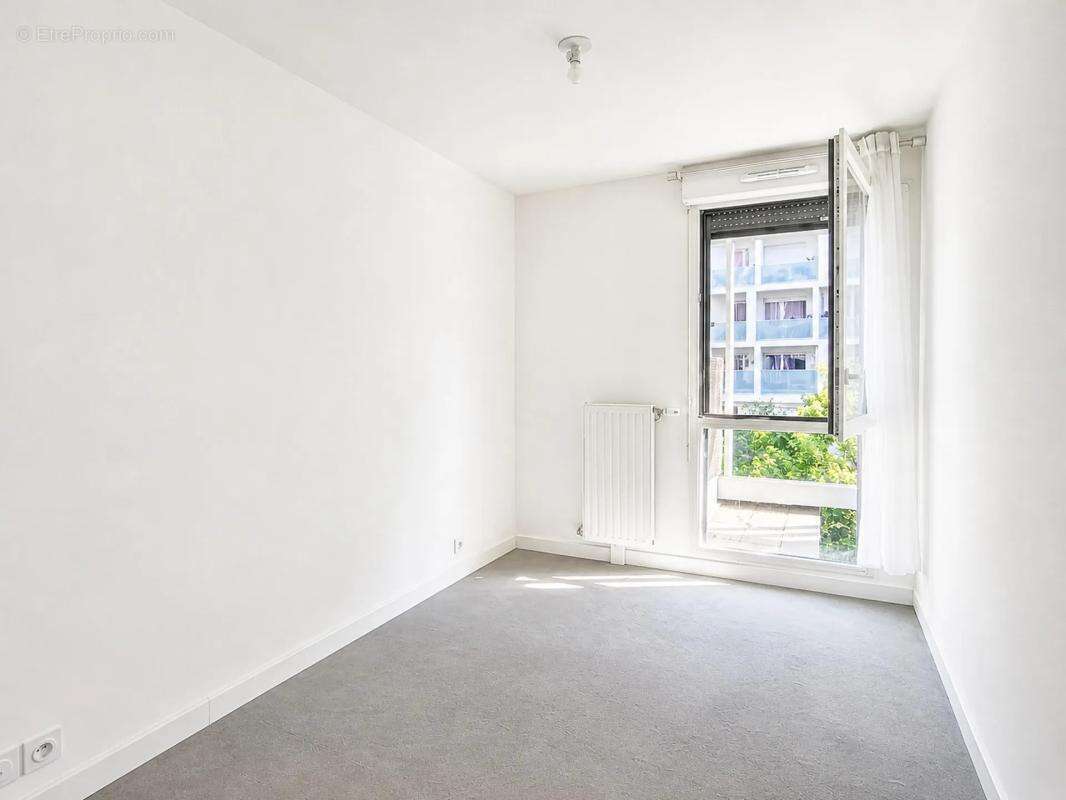 Appartement à IVRY-SUR-SEINE