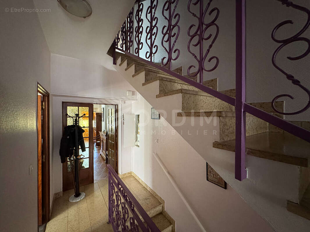 Maison à COSNE-COURS-SUR-LOIRE