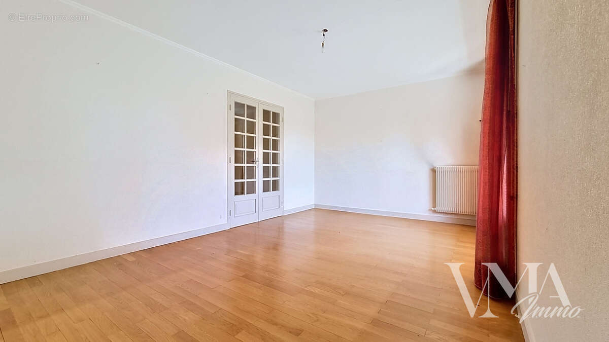 Appartement à CHAMPAGNE-AU-MONT-D'OR