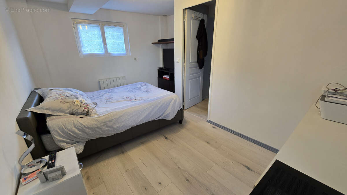 Appartement à LA CROIX-DE-LA-ROCHETTE