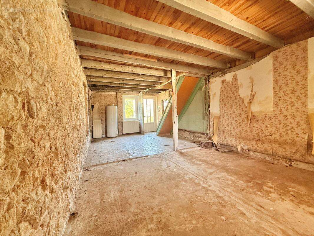 Grande maison 176 m² avec extension – Fort potentiel – Lamarche-sur-Saône - photo 4