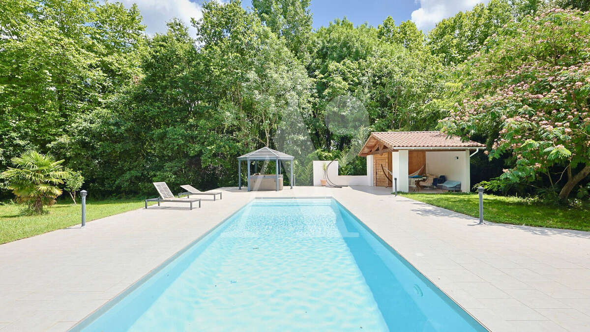 Maison à SAINT-MARTIN-DE-HINX