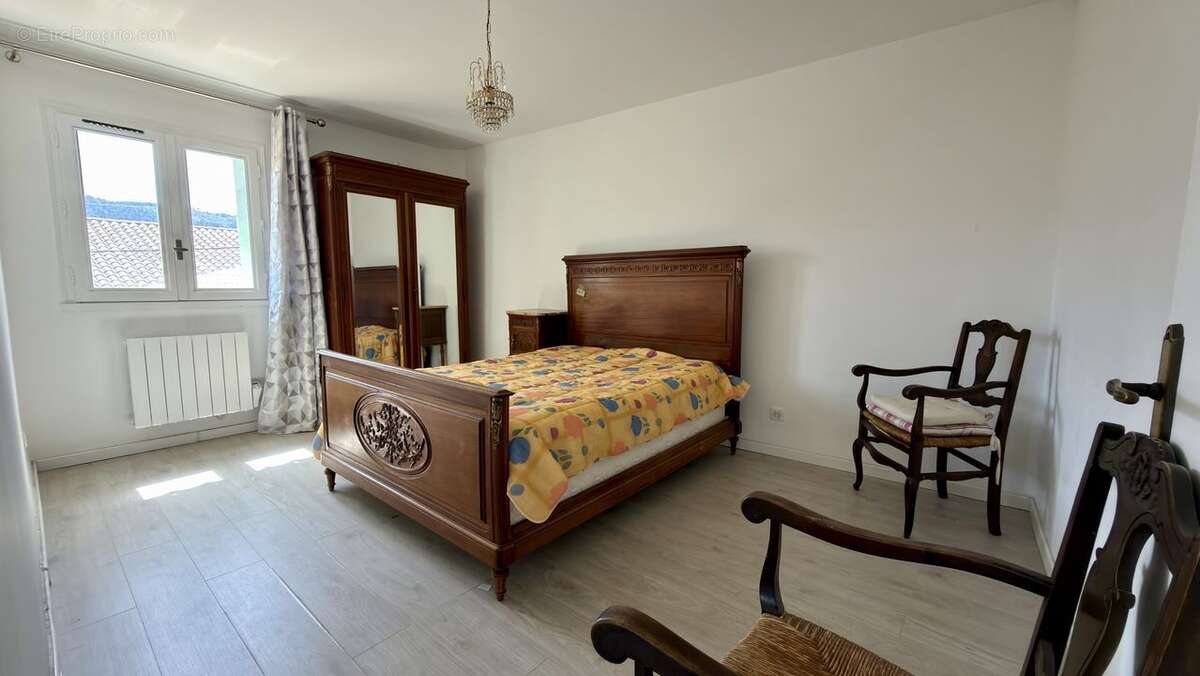 Maison 85 m² à La Penne-Sur-Huveaune  - photo 6
