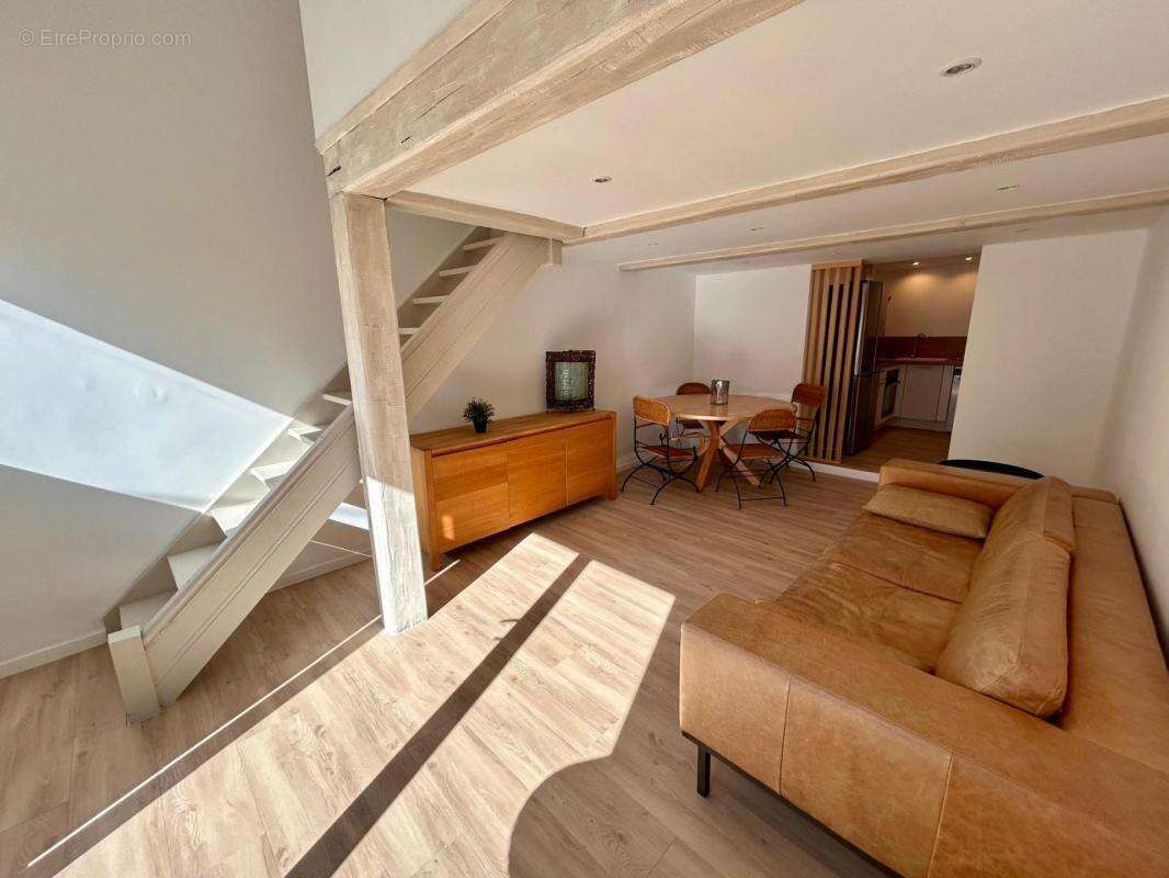 Appartement à SAINT-RAPHAEL