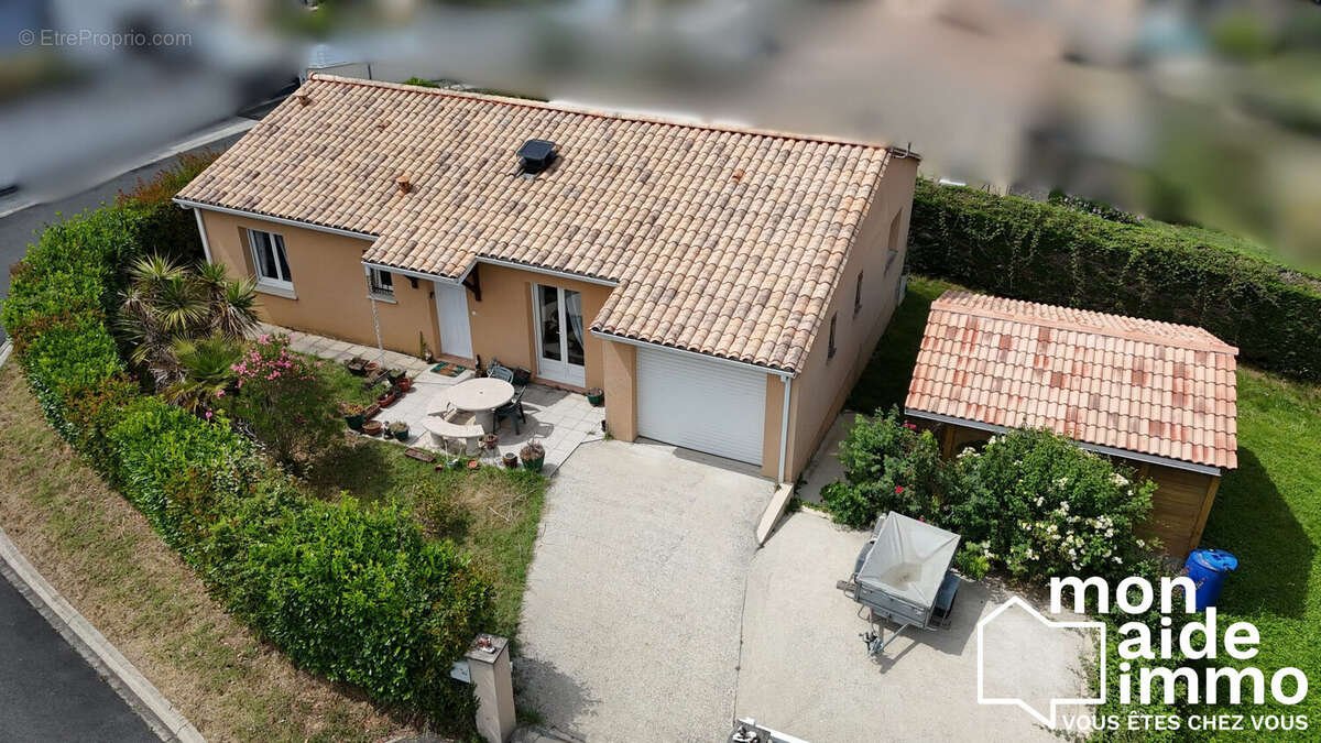 Maison à TRESSES