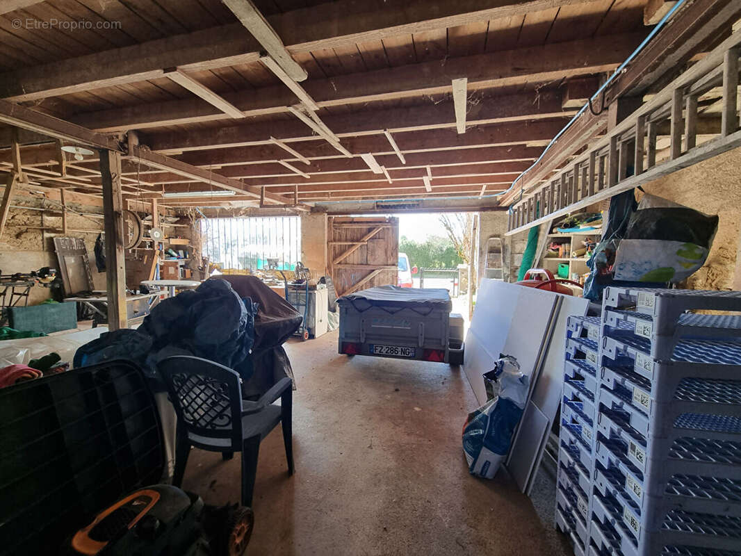 Maison à SAINT-LEGER-MAGNAZEIX