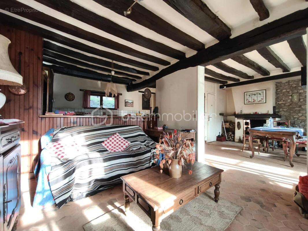 Maison à CROUY-SUR-OURCQ