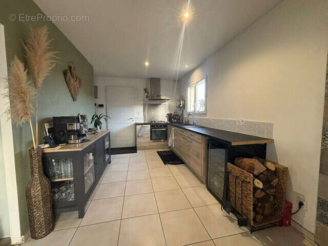 Maison 73 m² à Gujan-Mestras  - photo 4