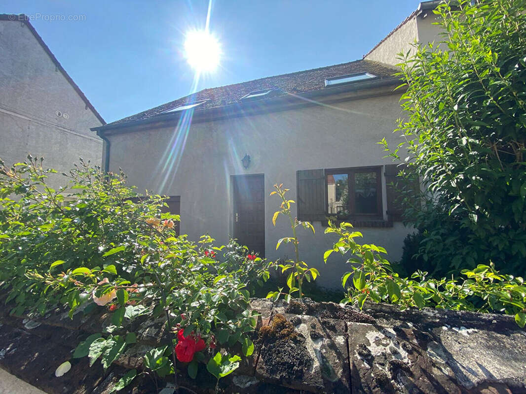 Maison à QUINCY-VOISINS