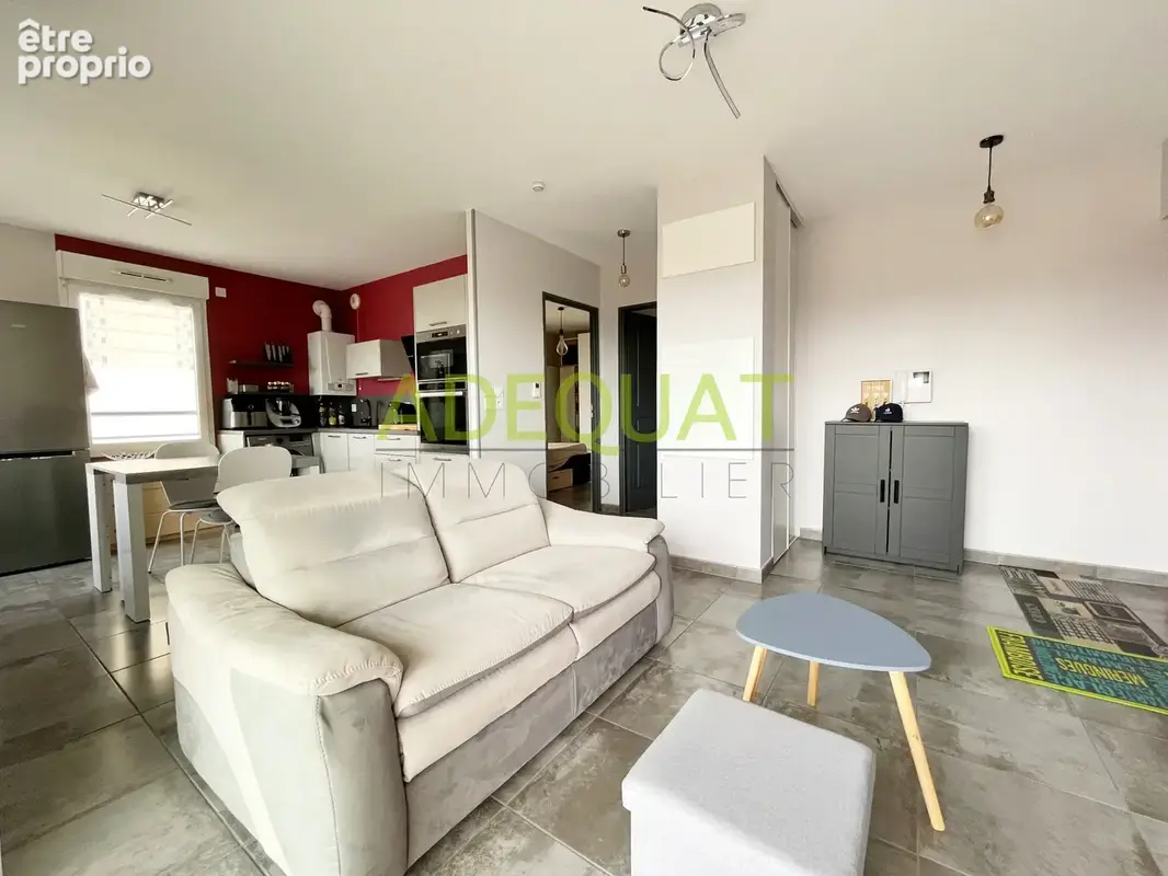 Appartement à LE PEAGE-DE-ROUSSILLON