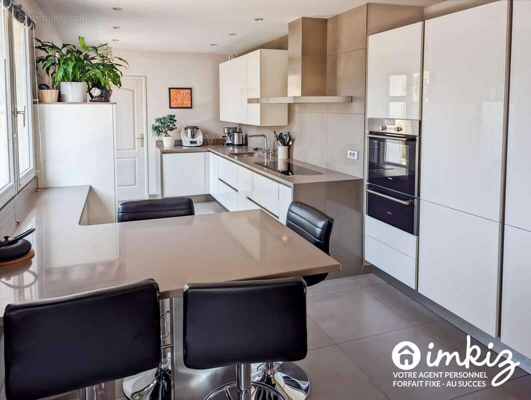 Maison familiale d'exception, jardin et garage - photo 5