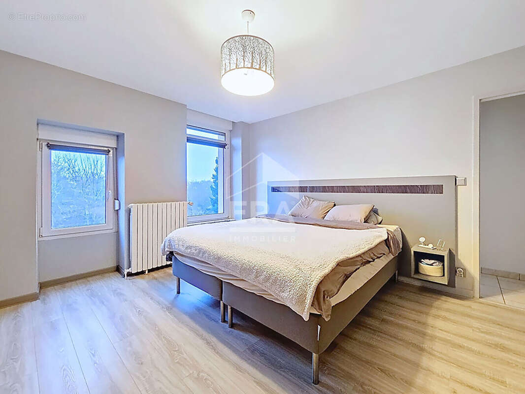 Appartement à LONGLAVILLE