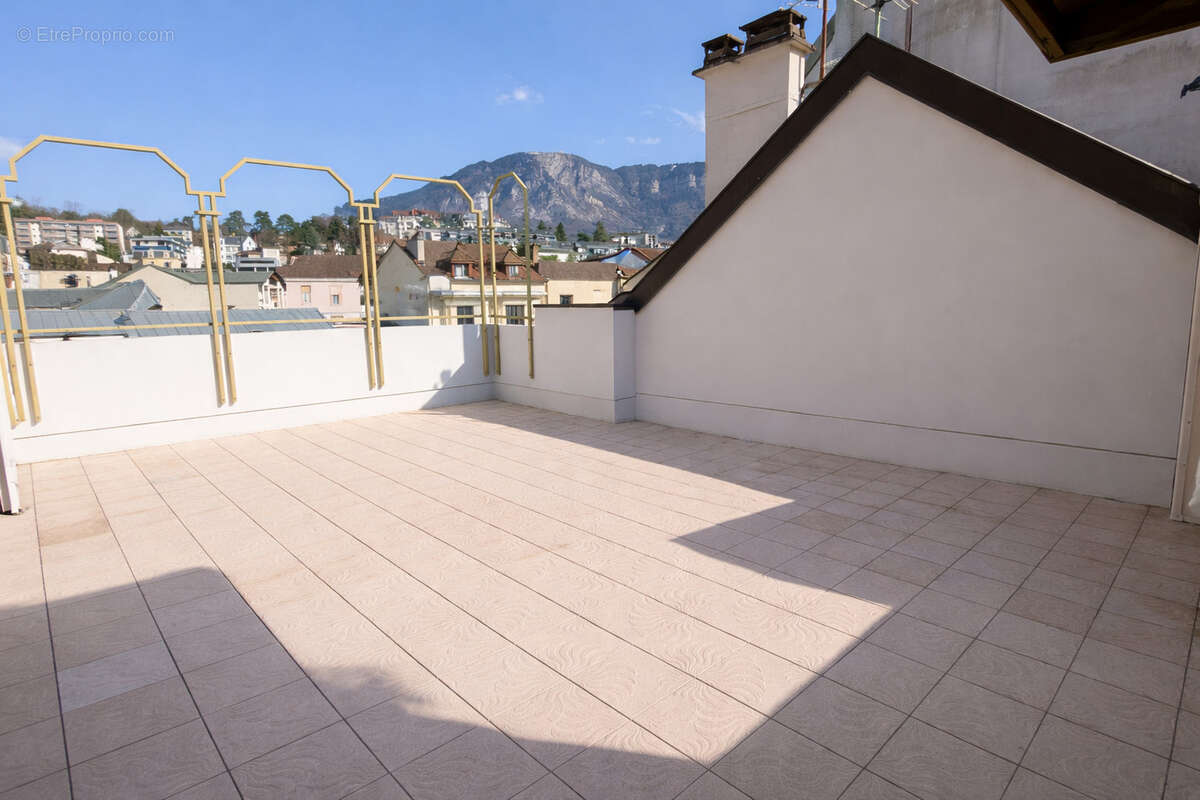 Appartement à AIX-LES-BAINS