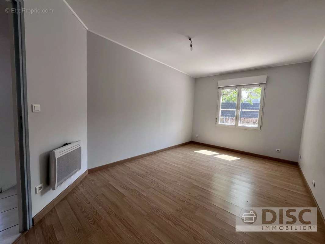 Maison à FLAUJAC-POUJOLS