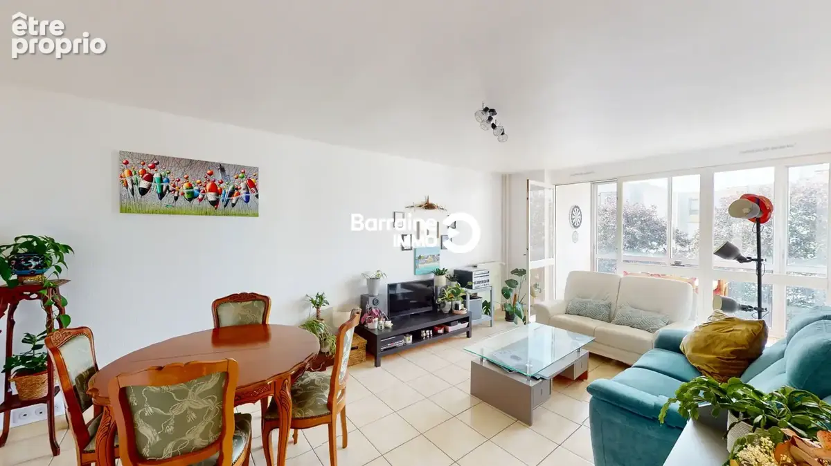 A vendre appartement t5 - aucun travaux - loggia - parkings - idéal investisseurs ! - photo 2