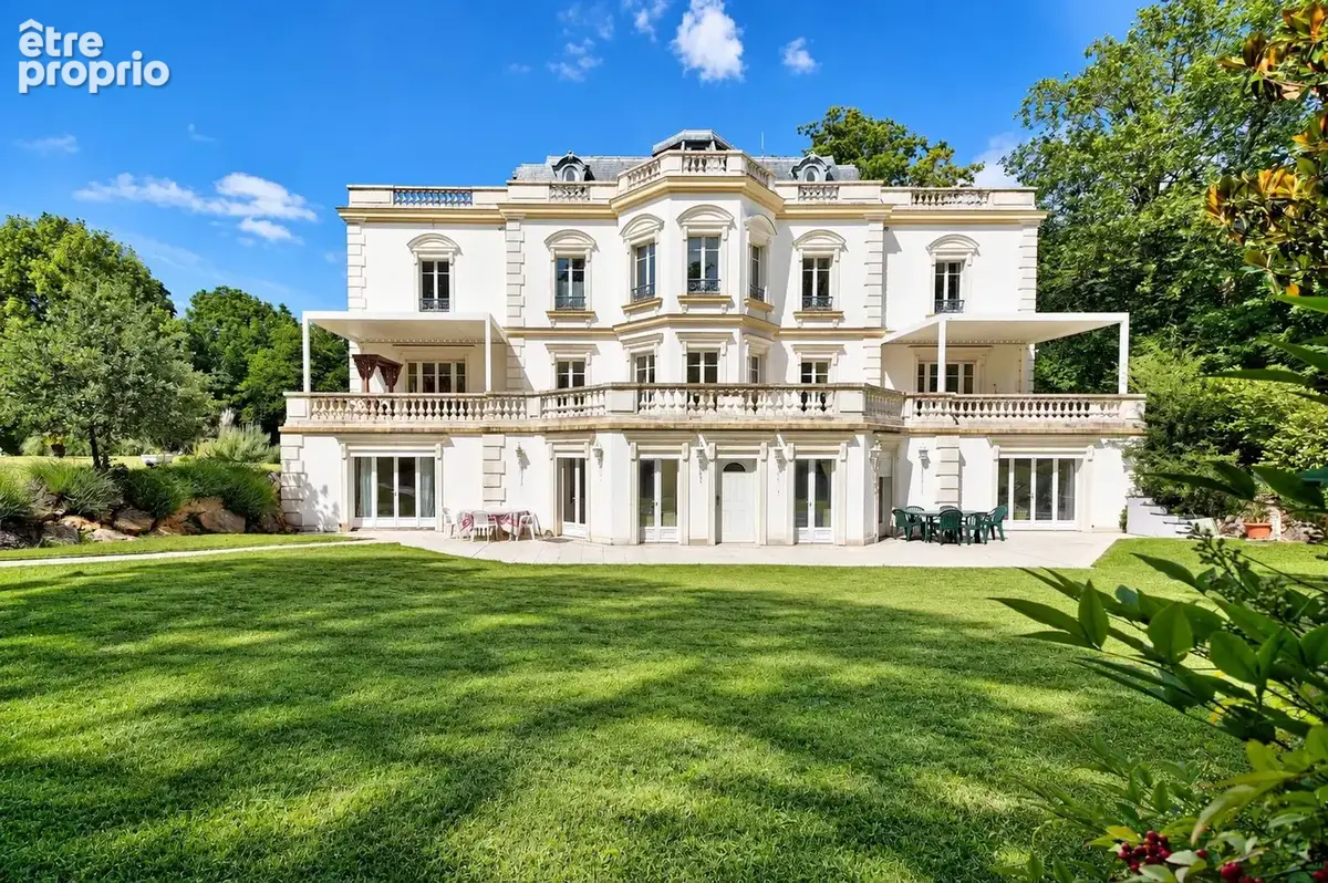Façade avant