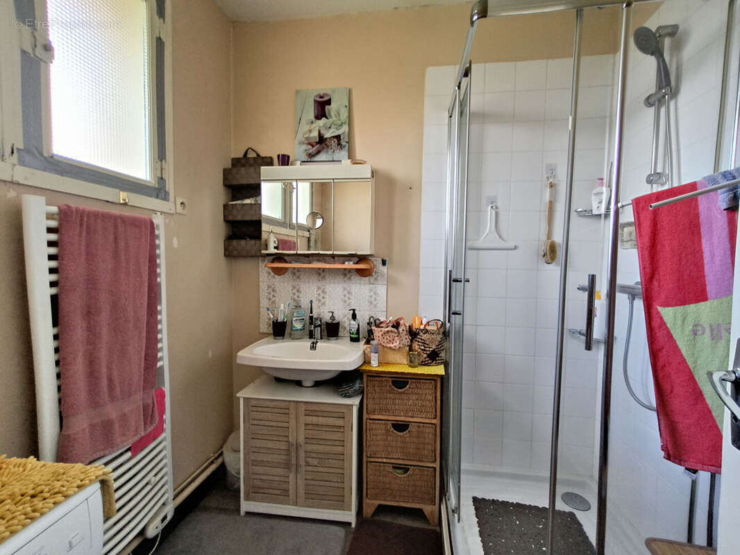 Maison à SAINT-SAUVANT